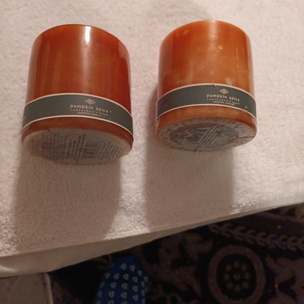 Pumpkin spice candles 4in x4in